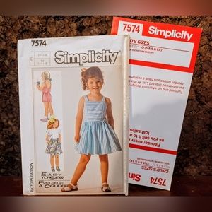 Vintage Simplicity #7574 Sewing Pattern/ Uncut/ NOS
